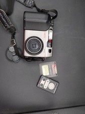 Vtg Olympus Camedia C-3000 Zoom Digital Camera w/Remote, Memory Card For Parts