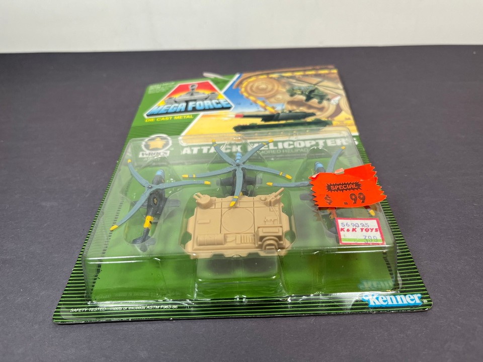 LP692 KENNER MEGA FORCE Véhicule commandement avancé RAM FIST TRIAX