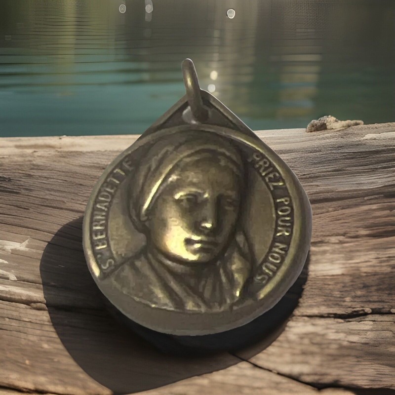 New 3/4 “ Round Silver Color Medal Of St Bernadette