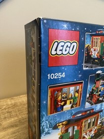 LEGO Creator Expert: Winter Holiday Train (10254) Brand New sealed