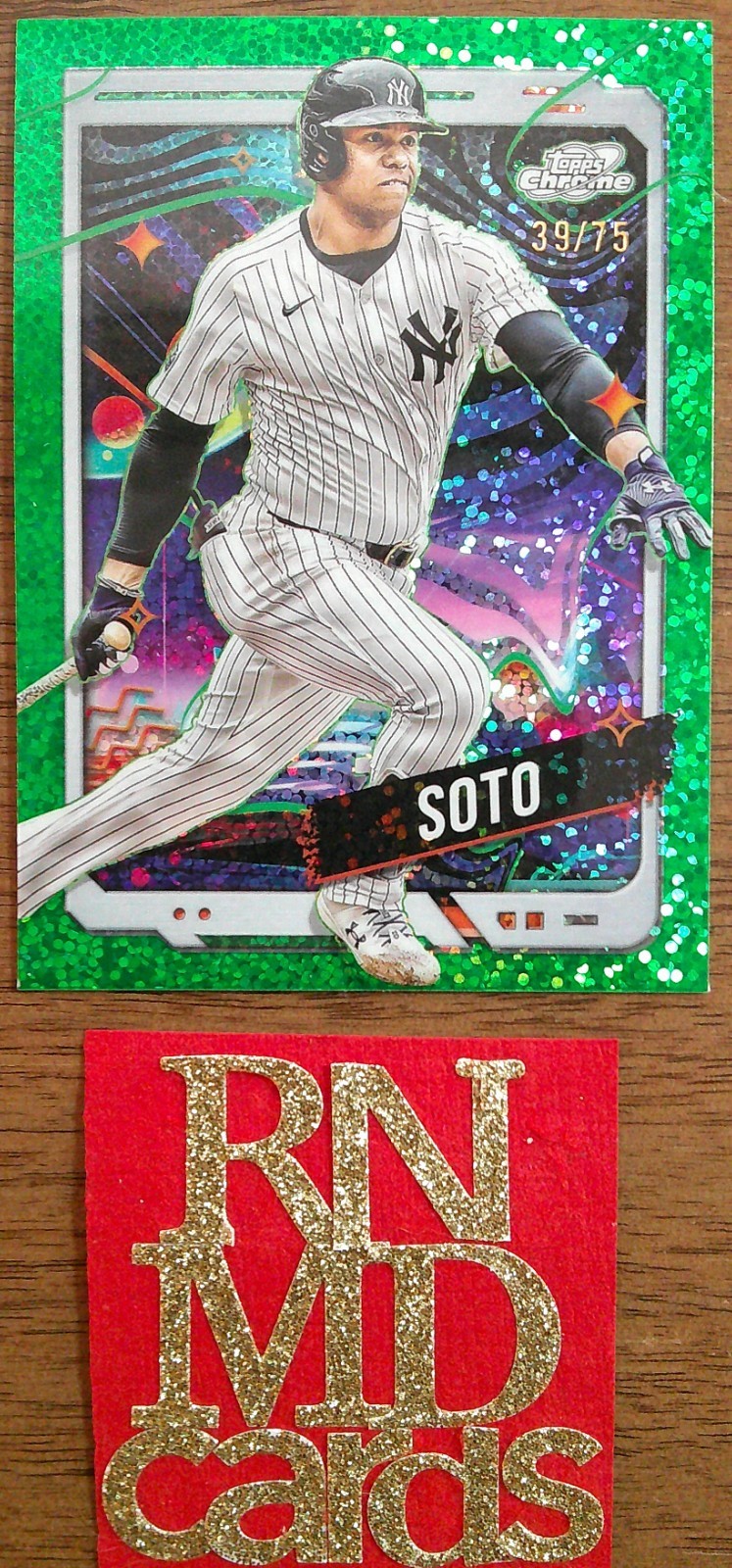 2024 Topps Cosmic Chrome Juan Soto #42 Green Space Dust /75
