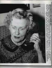 1962 Press Photo Mrs. Sargent learns of her son's selection as a new astronaut