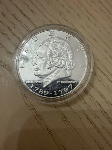 1789-1797 Washington The 1st. U.S. President 1ozt. .999 Silver Proof Round