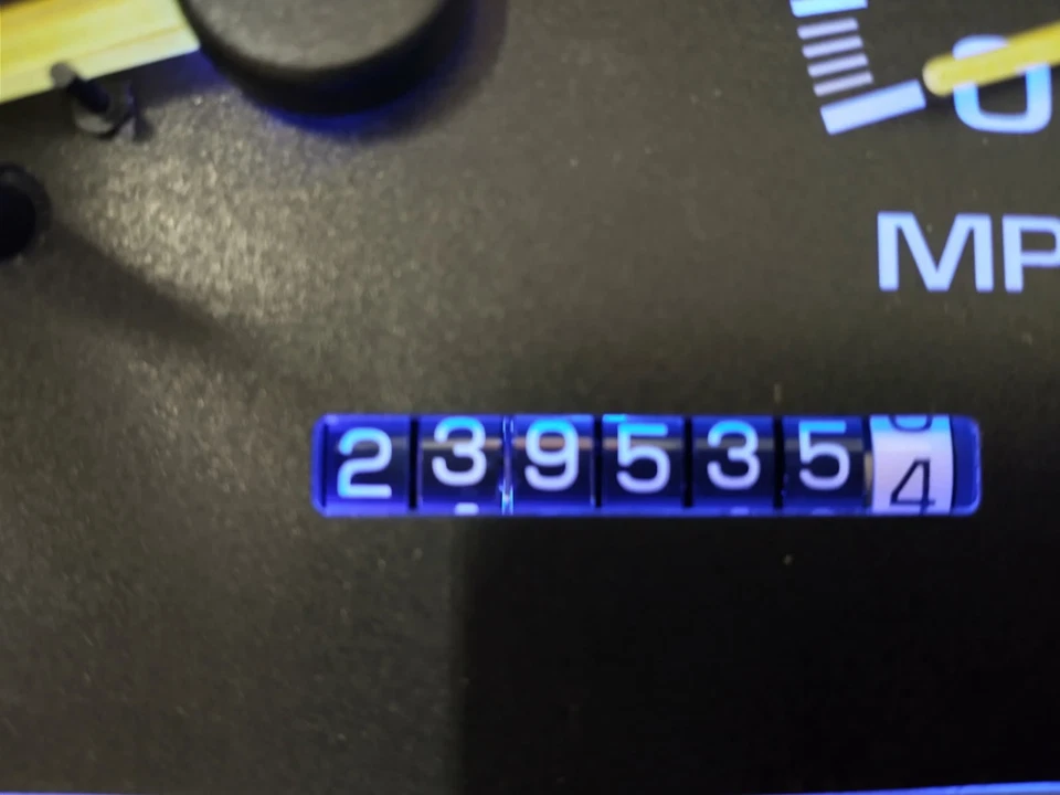 95-00 C/K CAMIÓN SUBURBANO TAHOE CUADRO DE INSTRUMENTOS VELOCÍMETRO 240K RECONSTRUIDO Foto 4 de 4