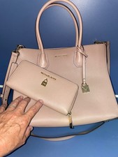 michael kors womens handbag and wallet set