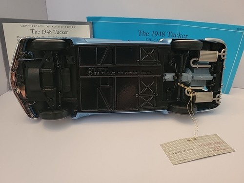 Franklin Mint 1948 Tucker Torpedo Waltz Blue 1:24 Diecast - Picture 10 of 13