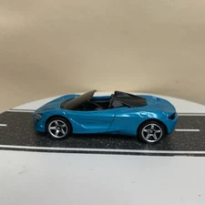 2019 Matchbox Highways II Exclusive 2019 McLaren 720S Spider Belize Blue 1:64 NM