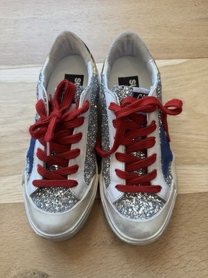 red and blue golden goose