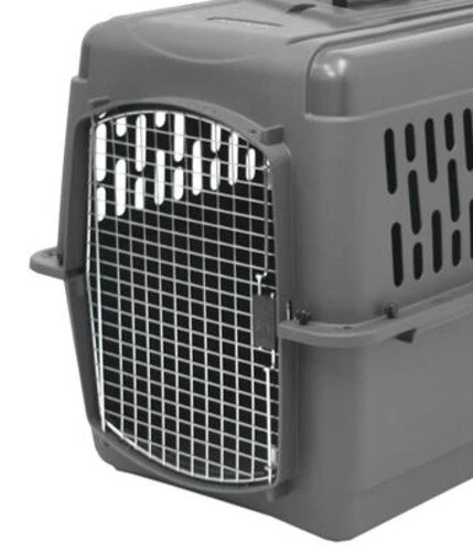 Pet carrier hotsell 30 lbs