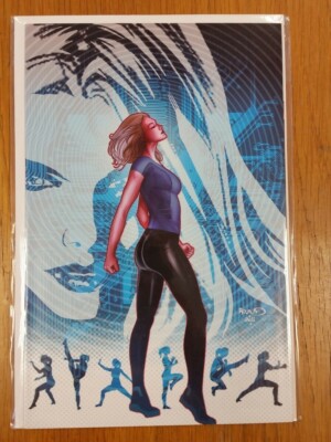 BIONIC WOMAN #1 VIRGIN VARIANT DYNAMITE APRIL 2012 NM+ (9.6 OR BETTER)