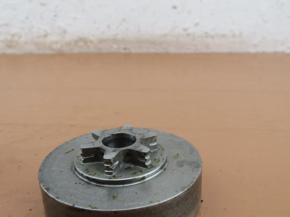 Motosierra Tanaka ECS-290 OEM embrague y tambor .325 Foto 2 de 4