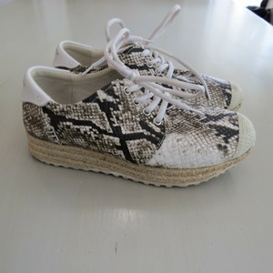 alpargatas sixtyseven