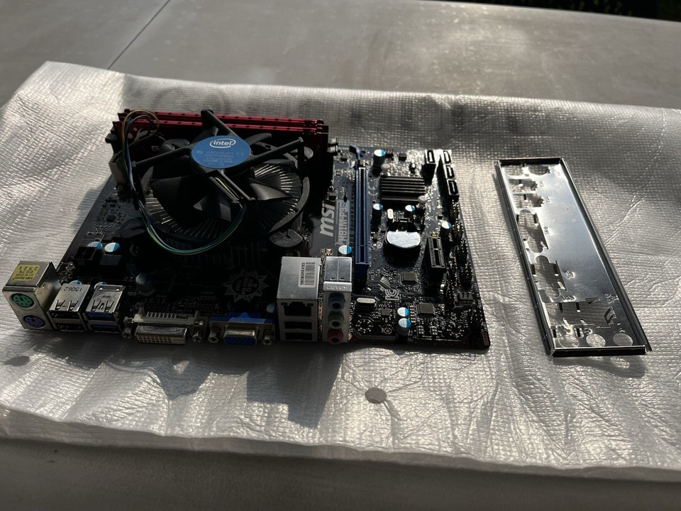 Lot Carte Mère MSI + Processeur + RAM - Kit PC Fonctionnel D'occasion