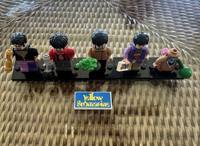 Lego Minifigures from The Beatles Yellow Submarine 21306