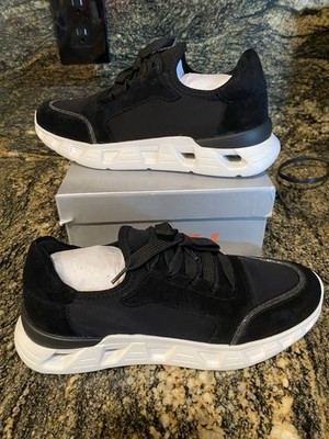NEW Womens Vaneli Sport  Alyce Suede Sneakers Shoes, size 7.5