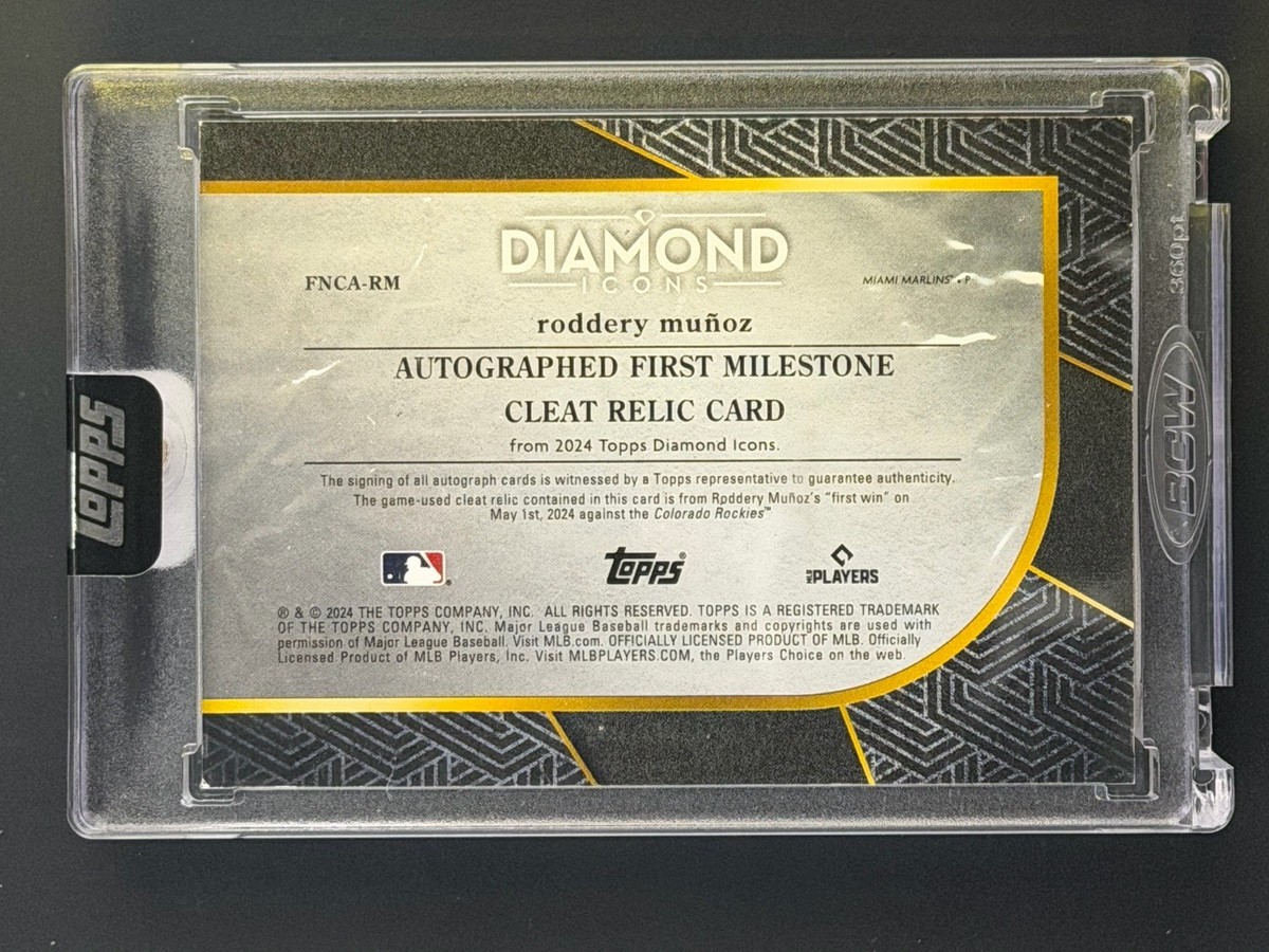 ⭐イチロー⭐TOPPS DOUBLE COMBO RELICS 19/27 2024 Topps Diamond Icons - Autographed First Milestone Cleat