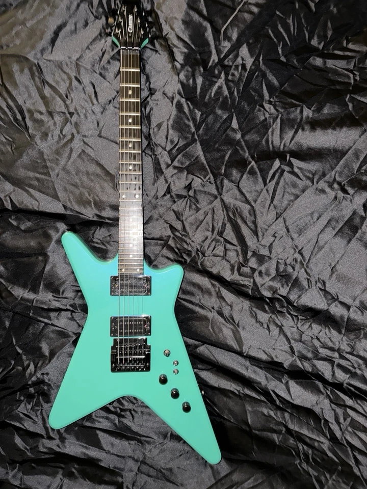 1987–88 Carvin V220 USA – RARE Seafoam Green – Original Case – Vintage Guitar - Image 4 of 4