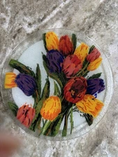 Peggy Karr 8” Round Fused Glass Plate w/Tulips Flowers