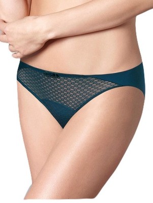 Triumph Beauty-Full Basics Tai Tai