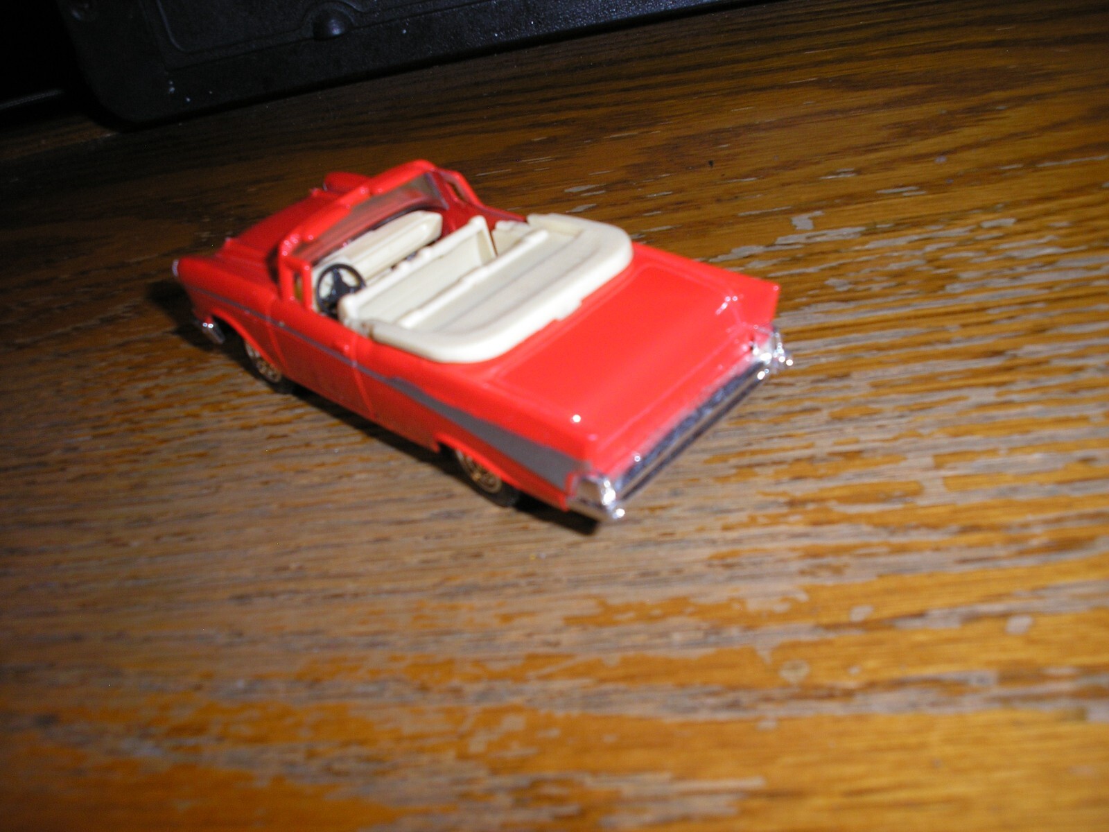 Picture 2 of 4