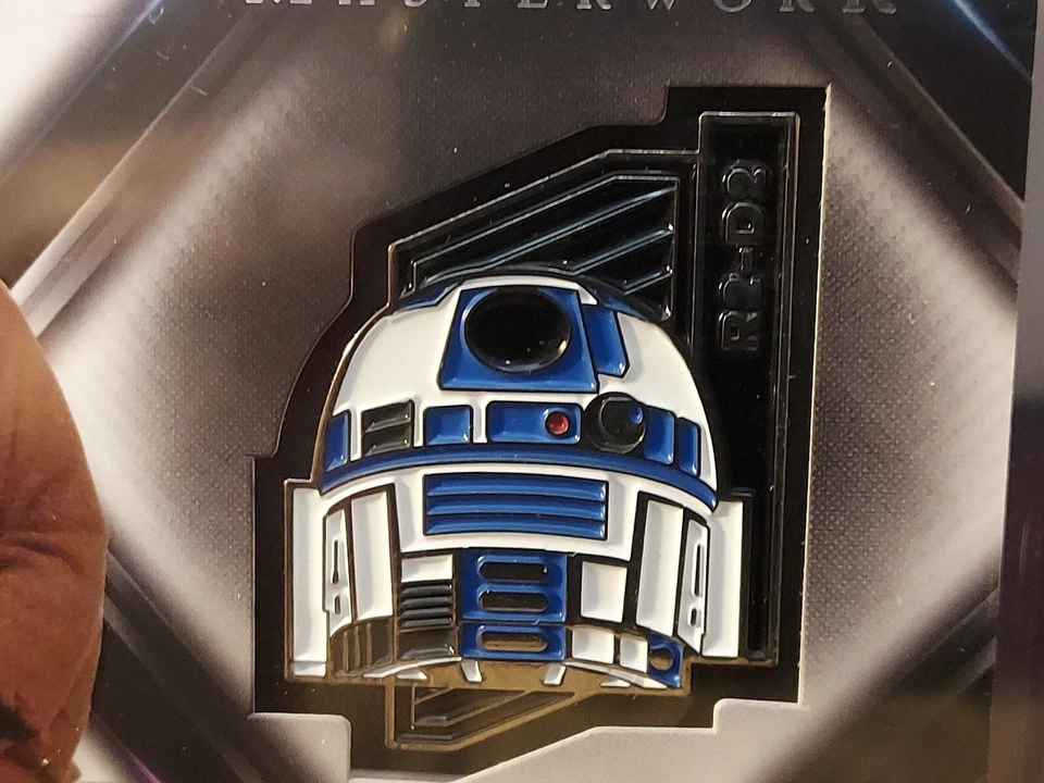 Jawa 2021 Topps Star Wars Masterwork Character Medallion R2-D2 Jawa CM-JR - Image 2 of 3