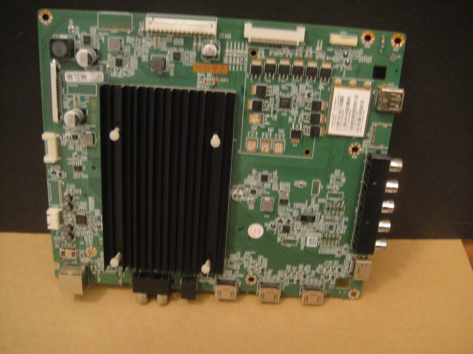 VIZIO E70E3 BOARD PART NUMBER 1P0165X004011 / 0170CAR0DE00. eBay