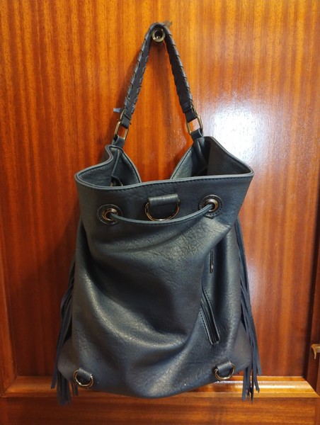 Bolso mediano de señora azul marino