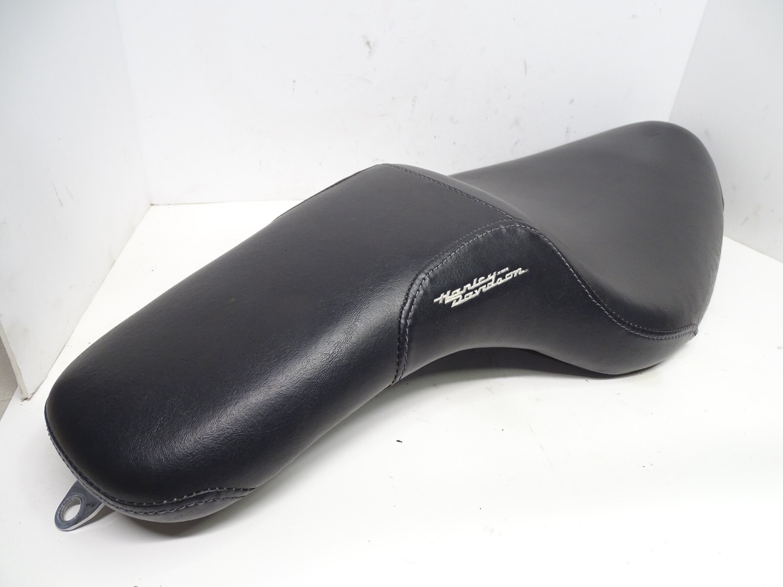 2001 HarleyDavidson Sportster XLH 883 Badlander Seat Low Profile eBay