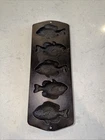 Vintage Lodge USA Cast Iron Fish Shape Mold 5PP2 Cornbread Muffin Pan