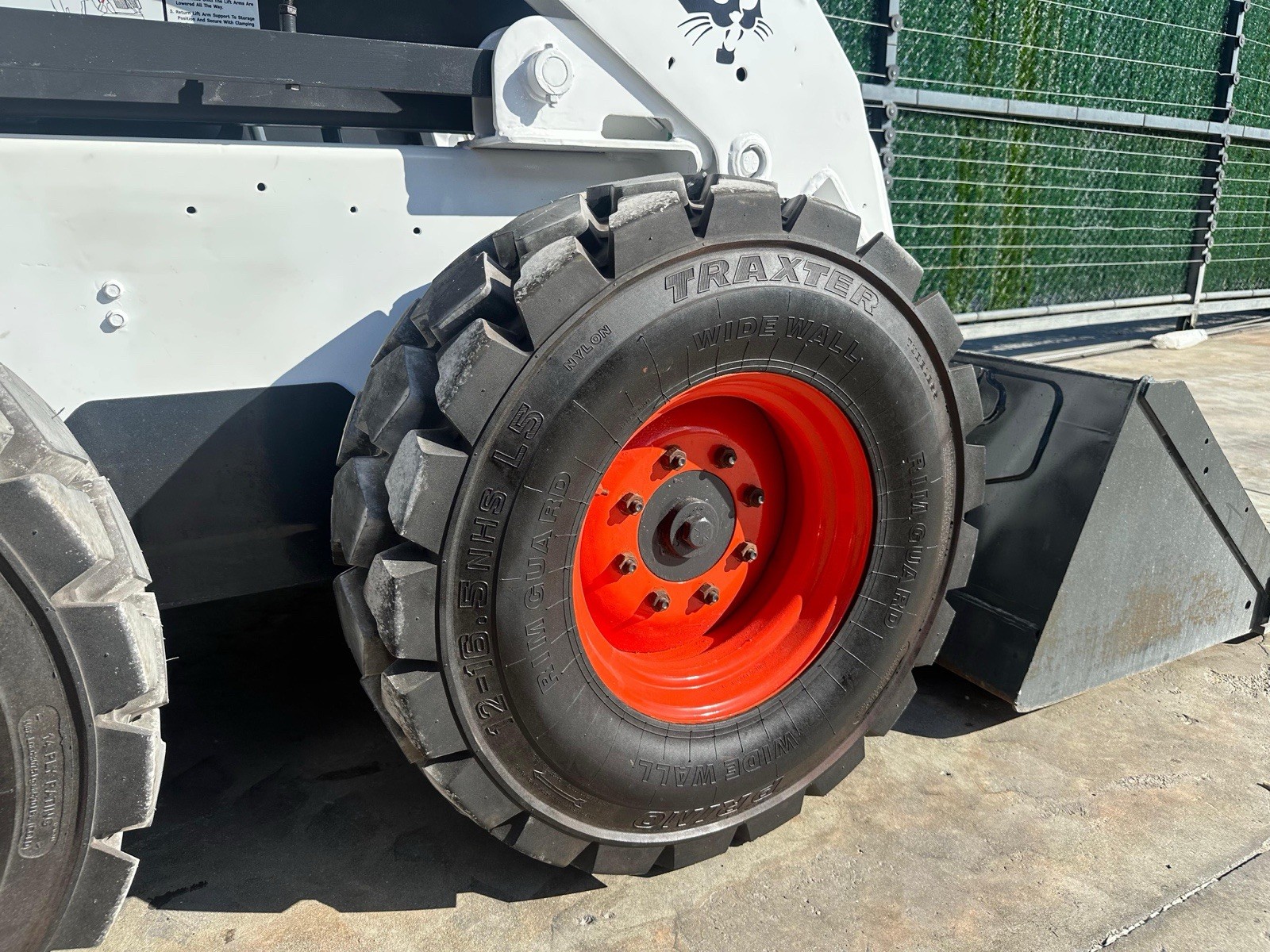 2004 BOBCAT S185- STANDARD CONTROLS- NO DEF -LOW HOURS