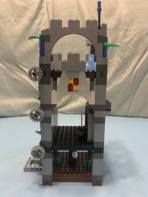 Lego Castle Knights Kingdom II: Citadel of Orlan Set 8780 99.5% Read Description