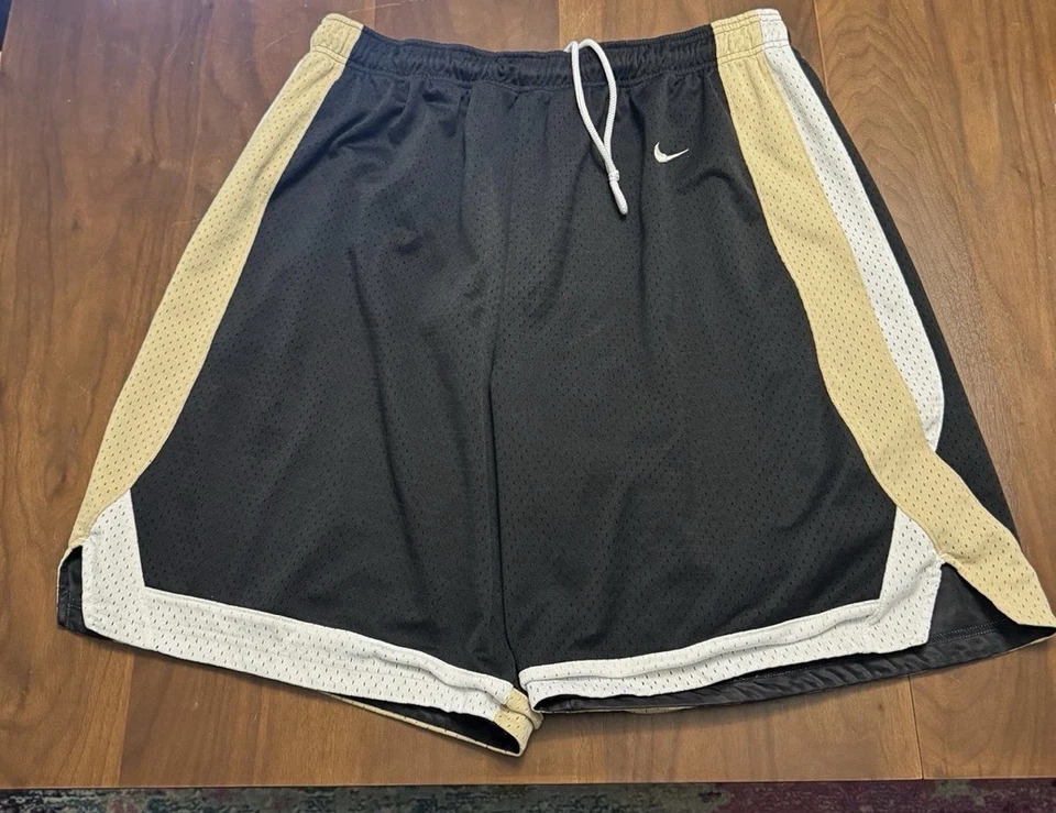 Pantalones Cortos de Baloncesto Nike Auténticos Etiquetados Wake Forest Demon Deacons Foto 2 de 4