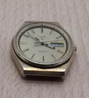 Vtg Pulsar By Seiko Y563-6049 Gold Tone Watch Day/Date Golden Dial New Battery