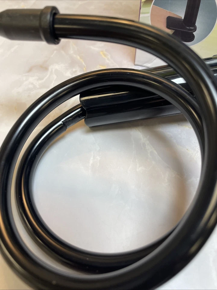 Momentum Brands, Flexible Clamp, Ideal For Phone, Pad, GPS And More. New In Box - Image 4 of 4