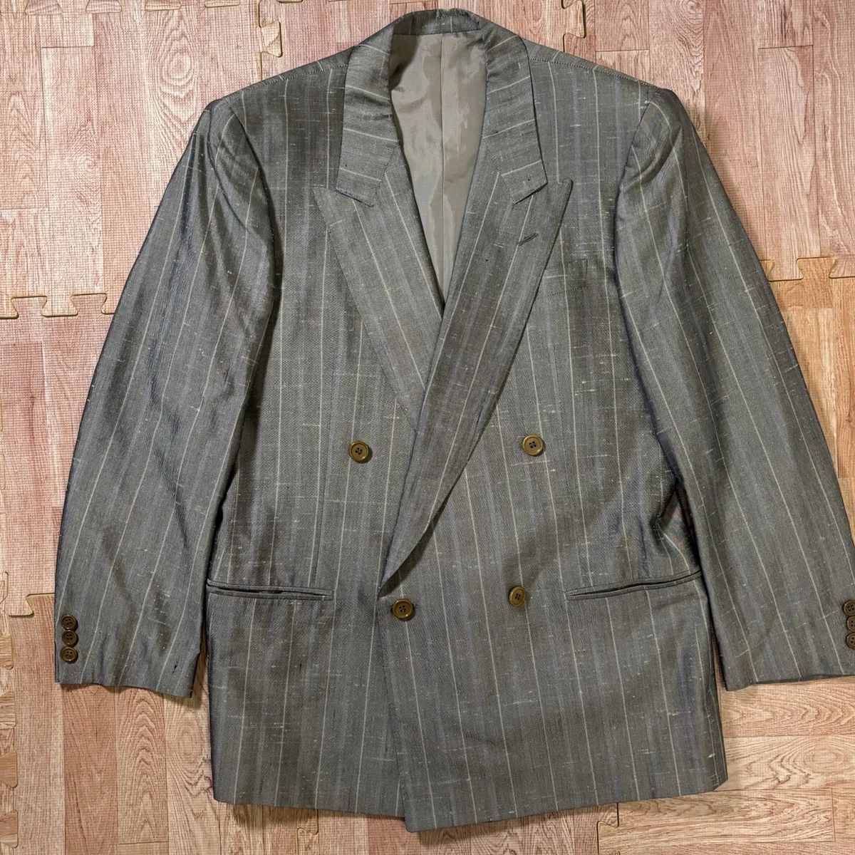 Double-Breasted Striped Italian Suits & Blazers for Men for sale
