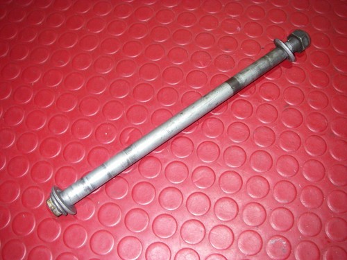 Hinterachse Radbolzen Hinterrad hinten Radachse BMW F650GS R13 Dakar