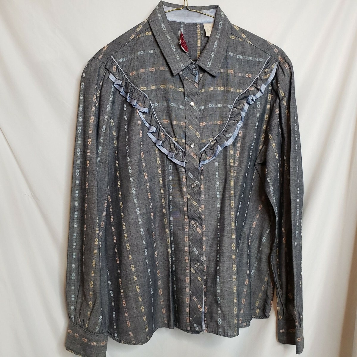 Kenny Rogers Western Collection By Karman Gray Ruffle Blouse 