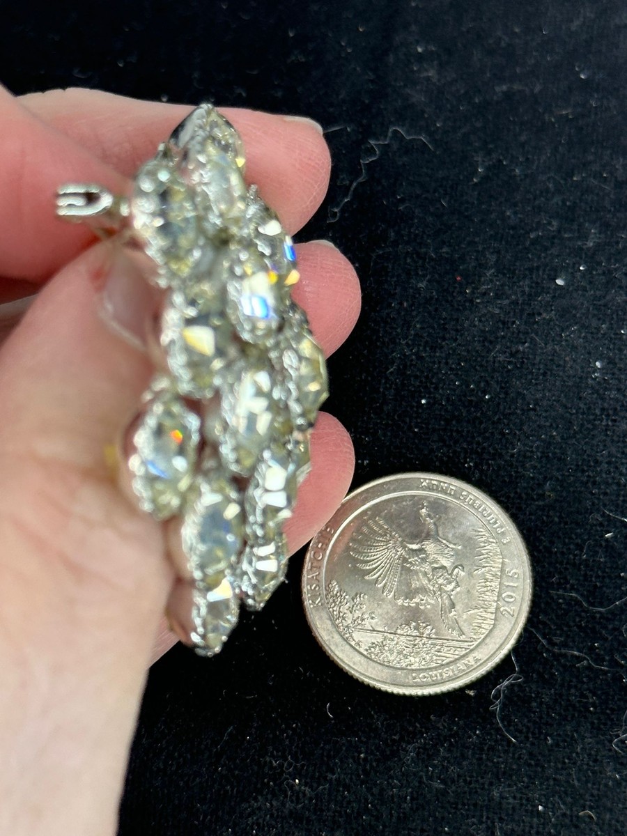 Flower Aurora Rhinestone WEISS Vintage Silver Brooch Pin M Flower Aurora Rhinestone WEISS Vintage Silver Brooch Pin M