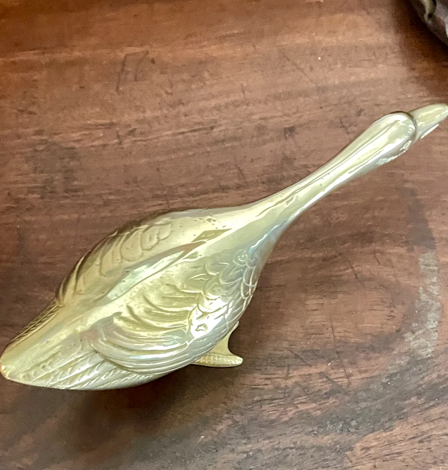 DE COLECCIÓN LATÓN: 9" largo elegante largo pato/ganso escultura impresionante decoración del hogar Foto 2 de 4
