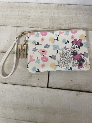 Disney Bioworld  Minnie Mouse Wristlet Pouch Wallet Multicolored Fast Shipping
