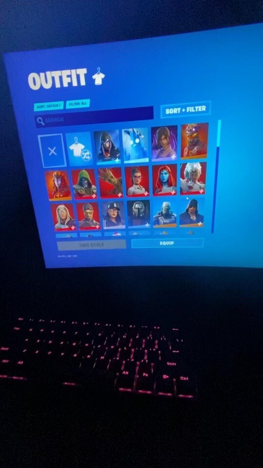 Fornite og skins 200+ Skins CASH APP ONLY DON’T BUY ON eBay Text