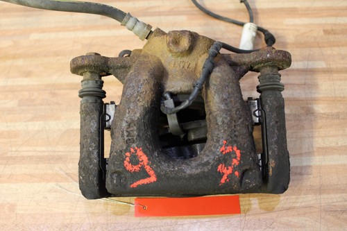 BREMSSATTEL vorne links + BMW 1er E81 E82 E87 E88 118i 118d 120i 120d + 54/22