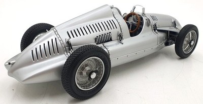 CMC 1/18 Scale Auto Union Type D 1938 M-027 Engine cover paint
