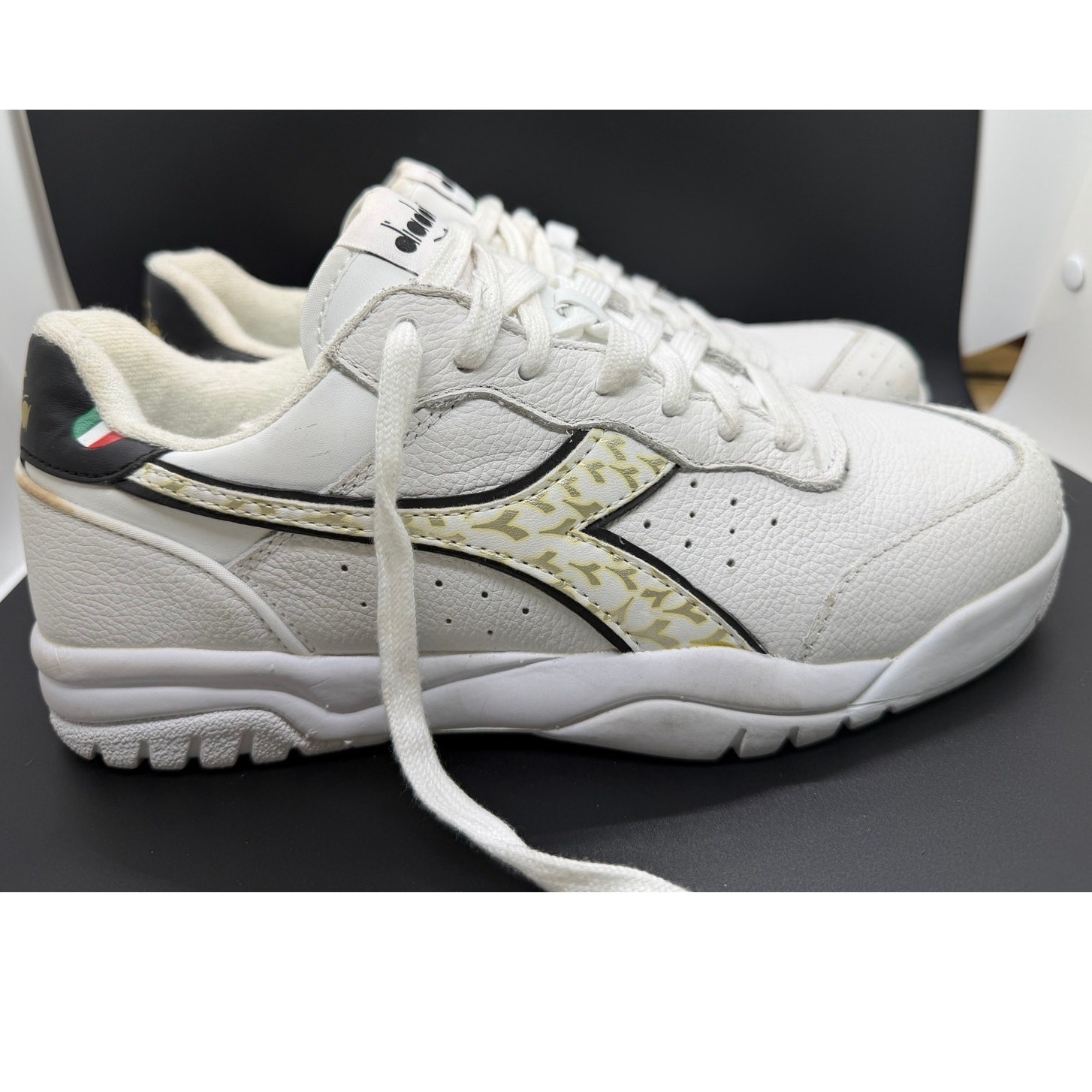 Diadora Maverick H.O.C White Rich Gold Athletic Tennis Shoes Men size 8.5 image 8