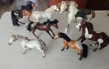 LOT OF PLASTIC HORSES PRE-OWNED CONDITION X 7