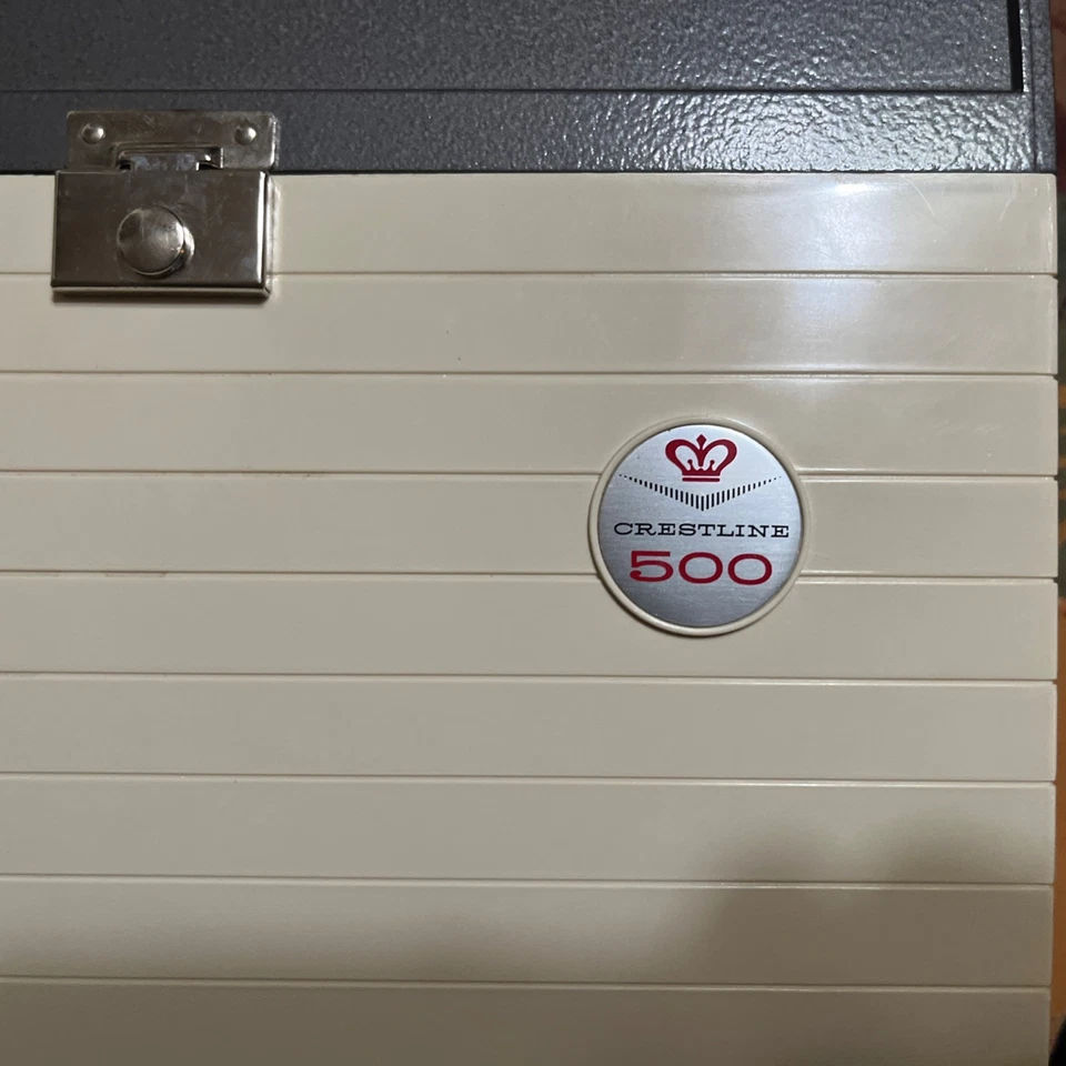 Vintage Crestline 500 2 X 2 Slide Projector In Original Box Adjustable Height - Image 4 of 4