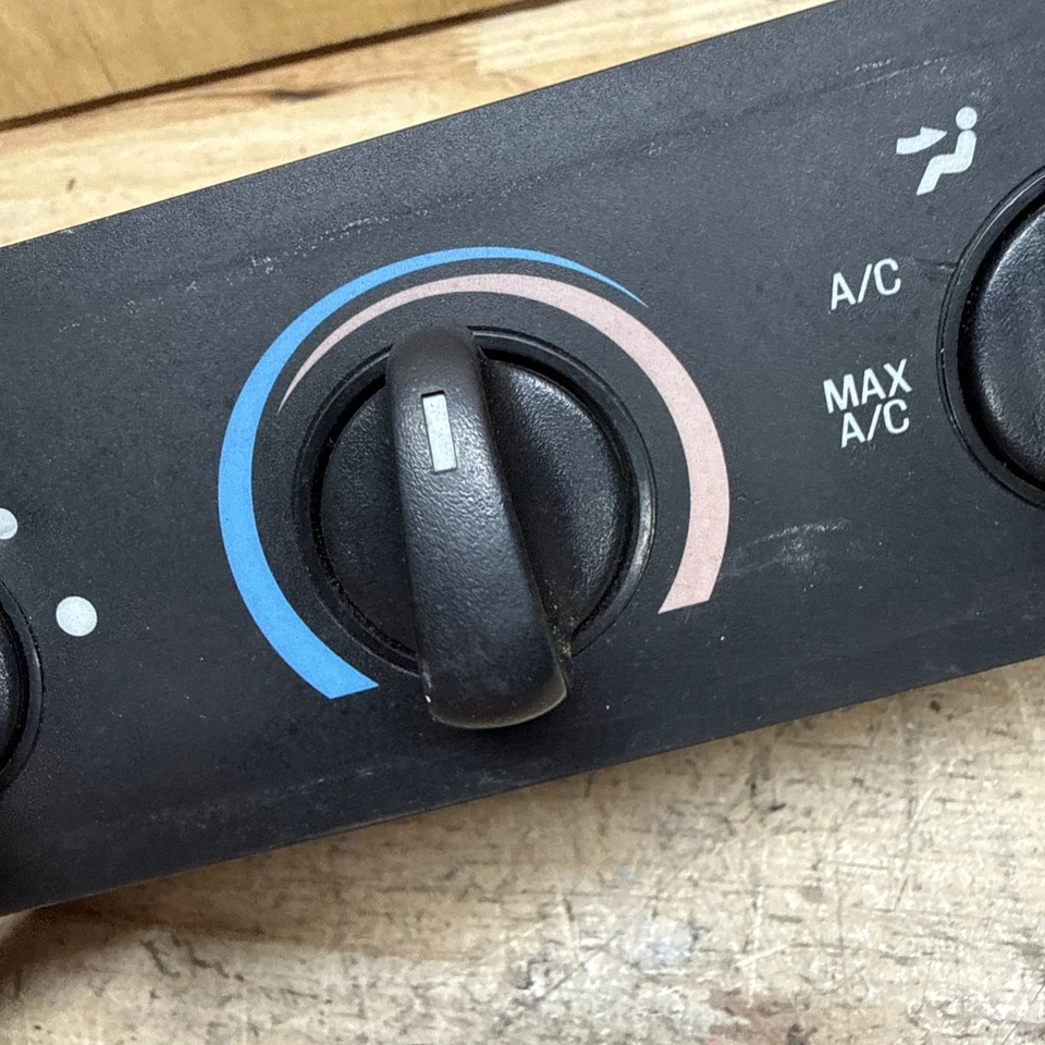 2000 2001 2002 FORD RANGER Climate Control Unit Module OEM YL5H19E870A Foto 3 de 4
