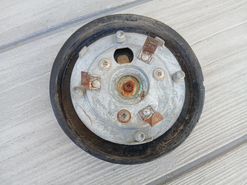 Almohadilla de empuje MG MGB Midget Horn con insignia emblema 1972-1979  Foto 4 de 4