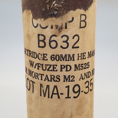0305　B632　8-CARTRIDGE 60MM M49A4 迫撃砲弾用 s-l400.jpg