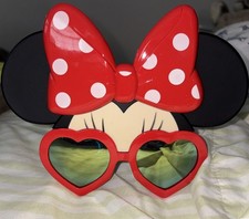 Disney Minnie Mouse Girls Red Heart Mirrored Sunglasses - Iridescent Lens